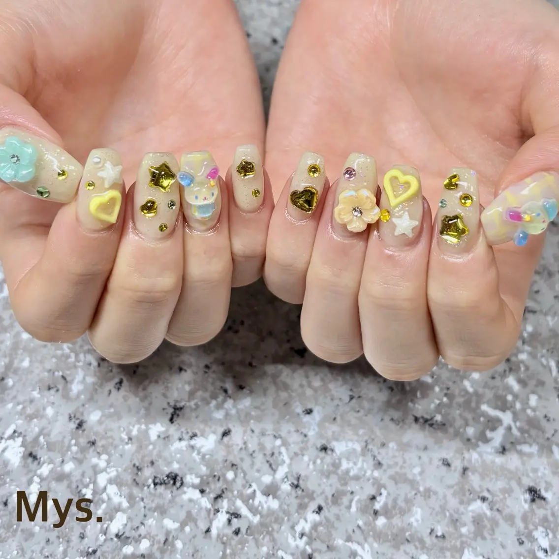ネイル ハンドネイル Mys. 三上紗紀のネイルデザイン