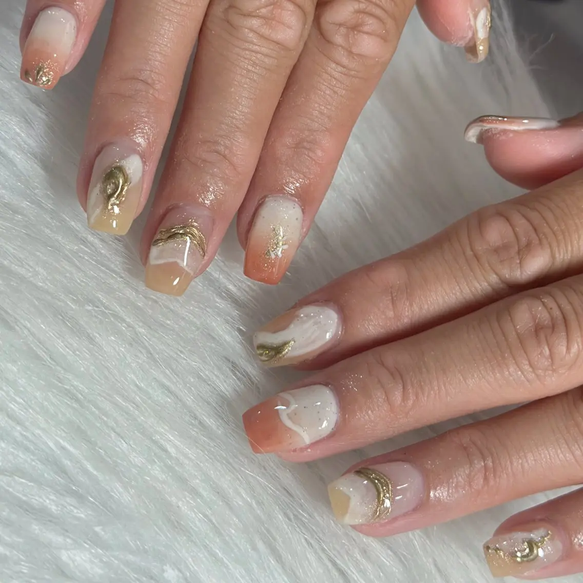 ネイル ハンドネイル フットネイル LAVISH nanamiのネイルデザイン