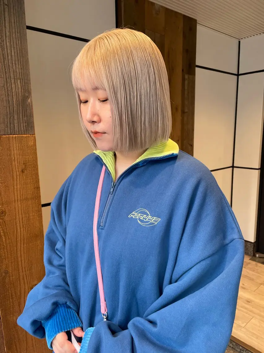 ショート カラー ブロンド 似合わせカット ヘアカラー 渋谷 留菜のヘアスタイル