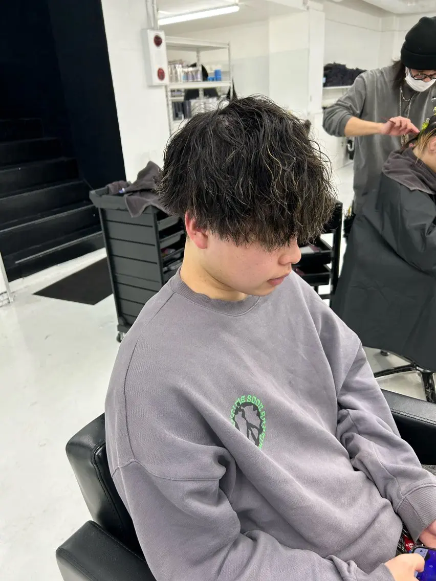 ショート パーマ メンズ メンズパーマ ツイストスパイラルパーマ スパイラルパーマ カット ヘアカラー パーマ 【柏/メンズパーマ 特化】🍏網中勇喜のヘアスタイル