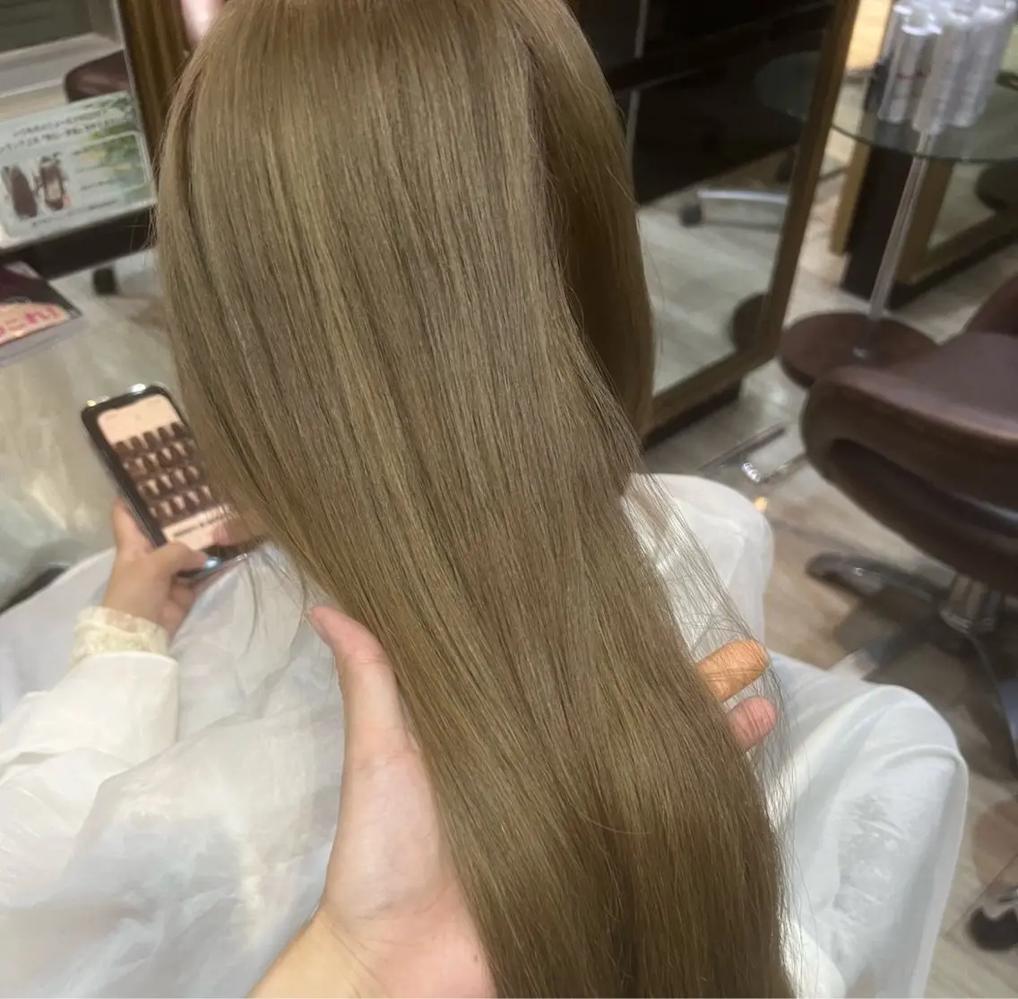 ロング ヘアカラー トリートメント Will/ ワカバのヘアスタイル