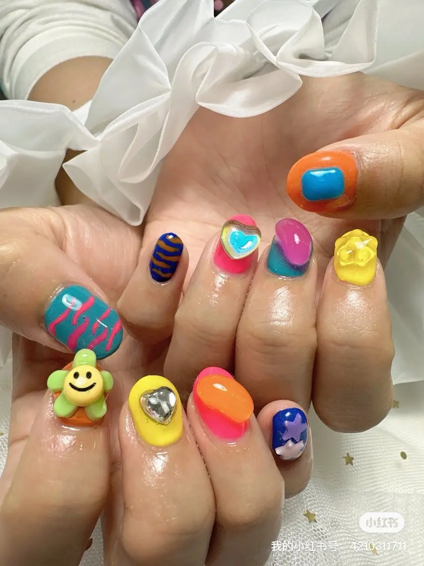 ネイル ハンドネイル Max nail&eyeのネイルデザイン