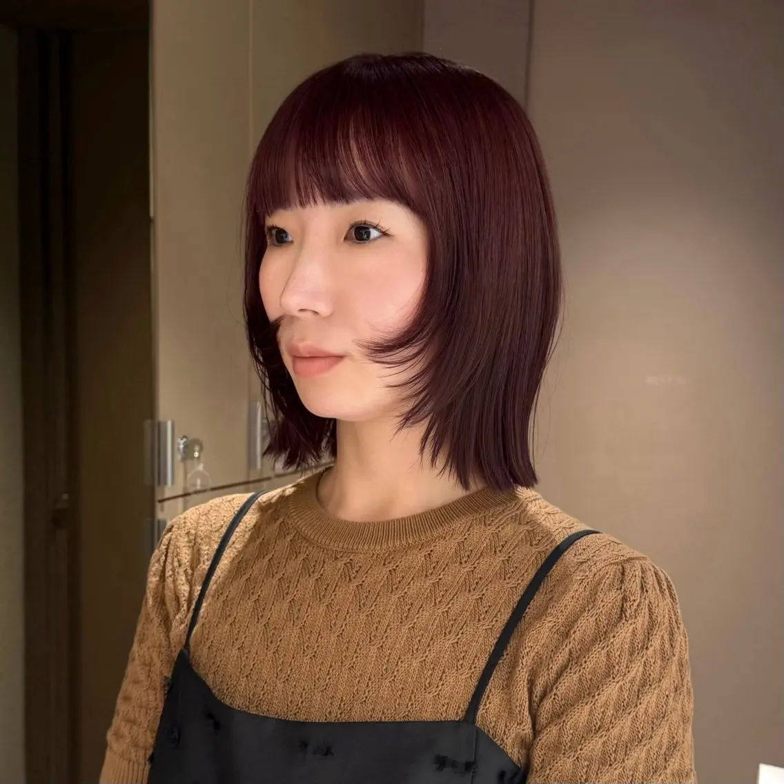 ショート カラー Akari暖色カラー /レイヤーカットのヘアスタイル