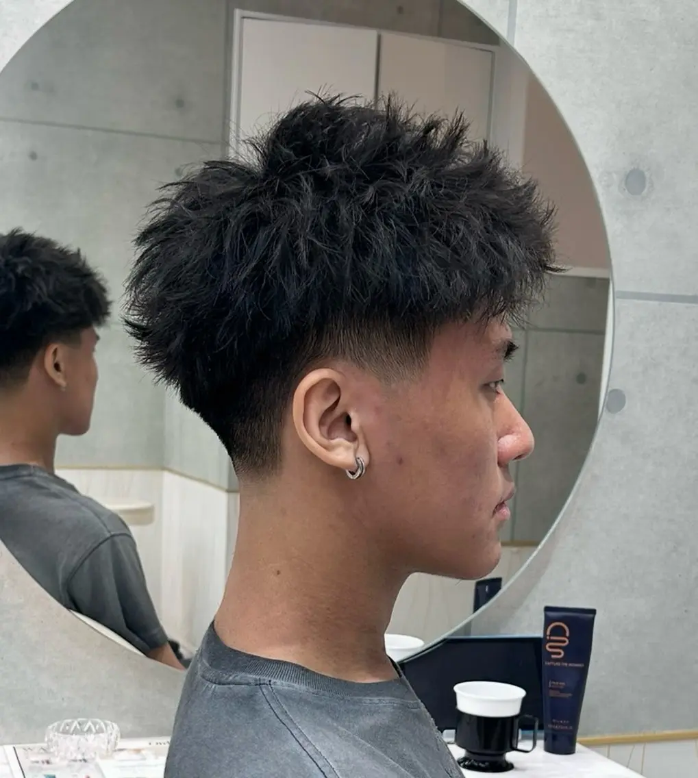 ショート パーマ メンズ カット パーマ 岩城 滉成のヘアスタイル