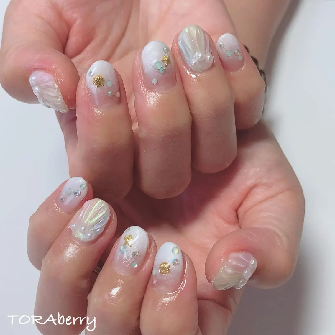 ネイル ハンドネイル ネイリスト なつみのネイルデザイン