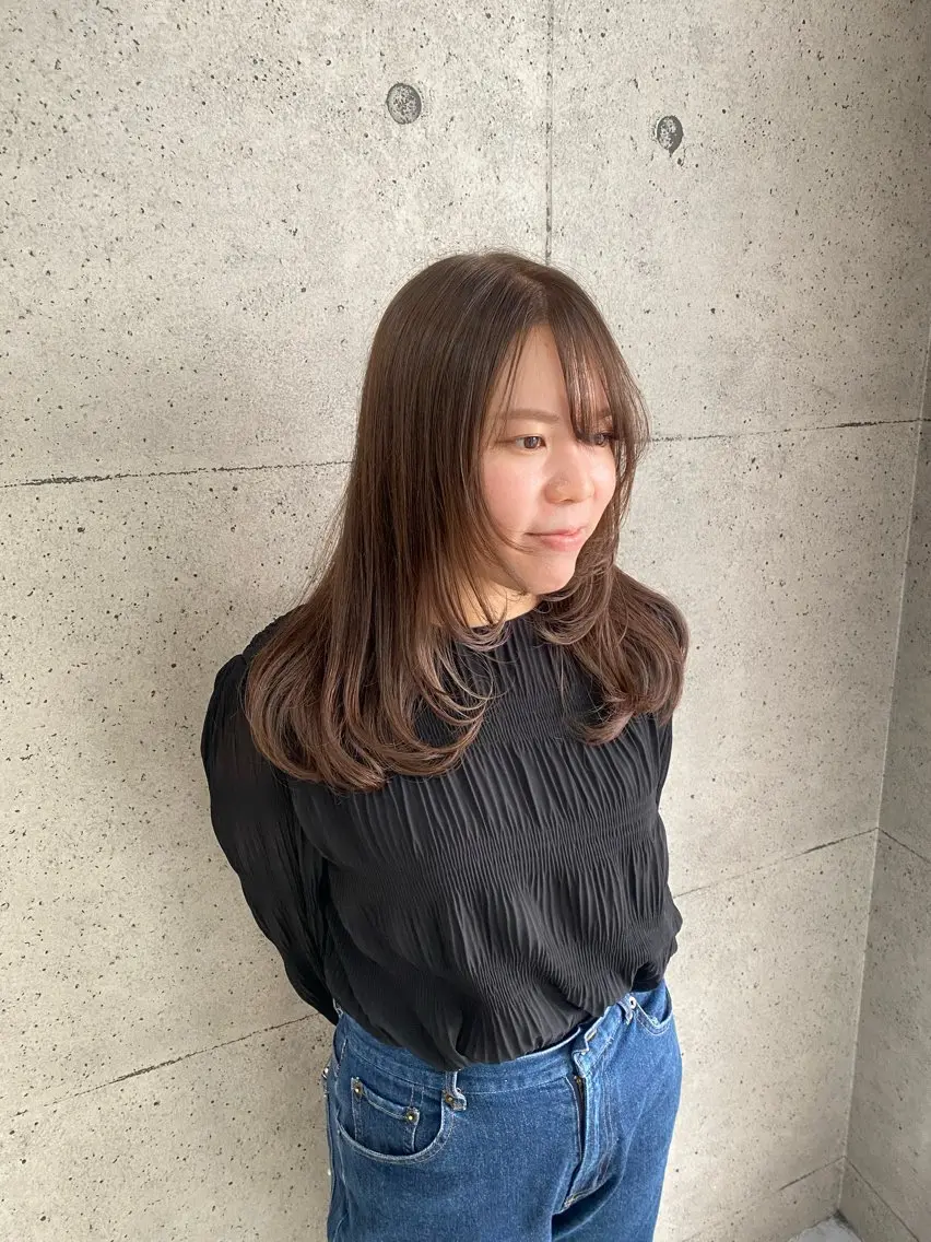 セミロング レイヤーカット 今原 朱理のヘアスタイル