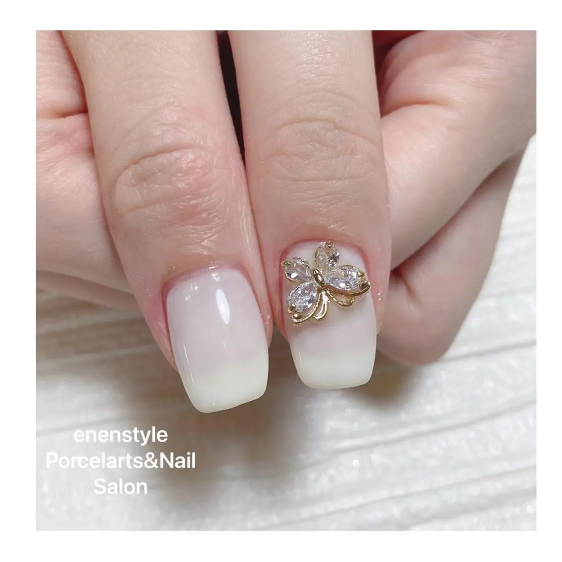 ミディアム ネイル 🐾enen style 🐾のネイルデザイン