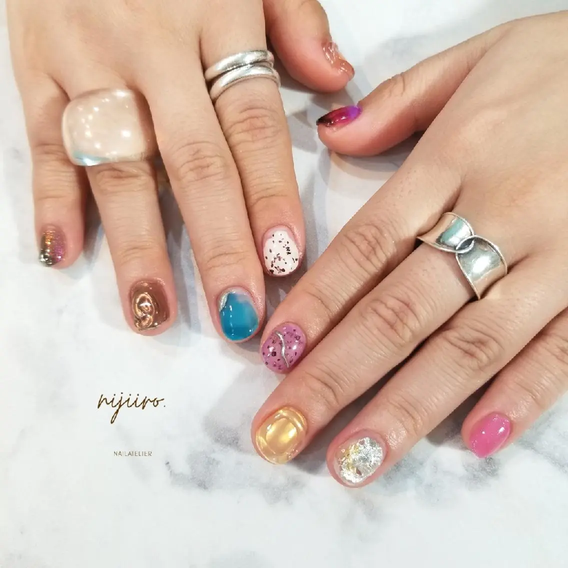 ネイル ニュアンスネイル ハンドネイル nijiiro🌈 サトウのネイルデザイン