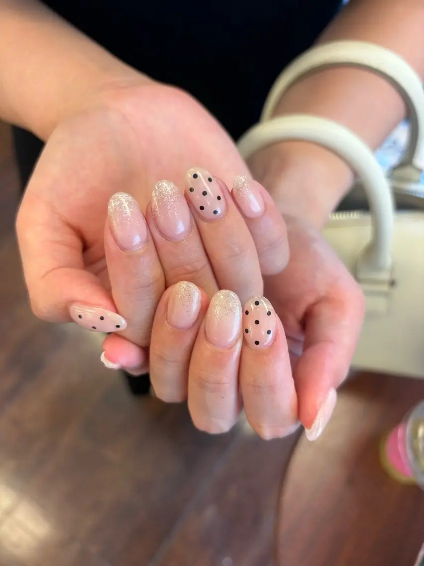 ネイル ハンドネイル AMI 美フォルムネイルのネイルデザイン