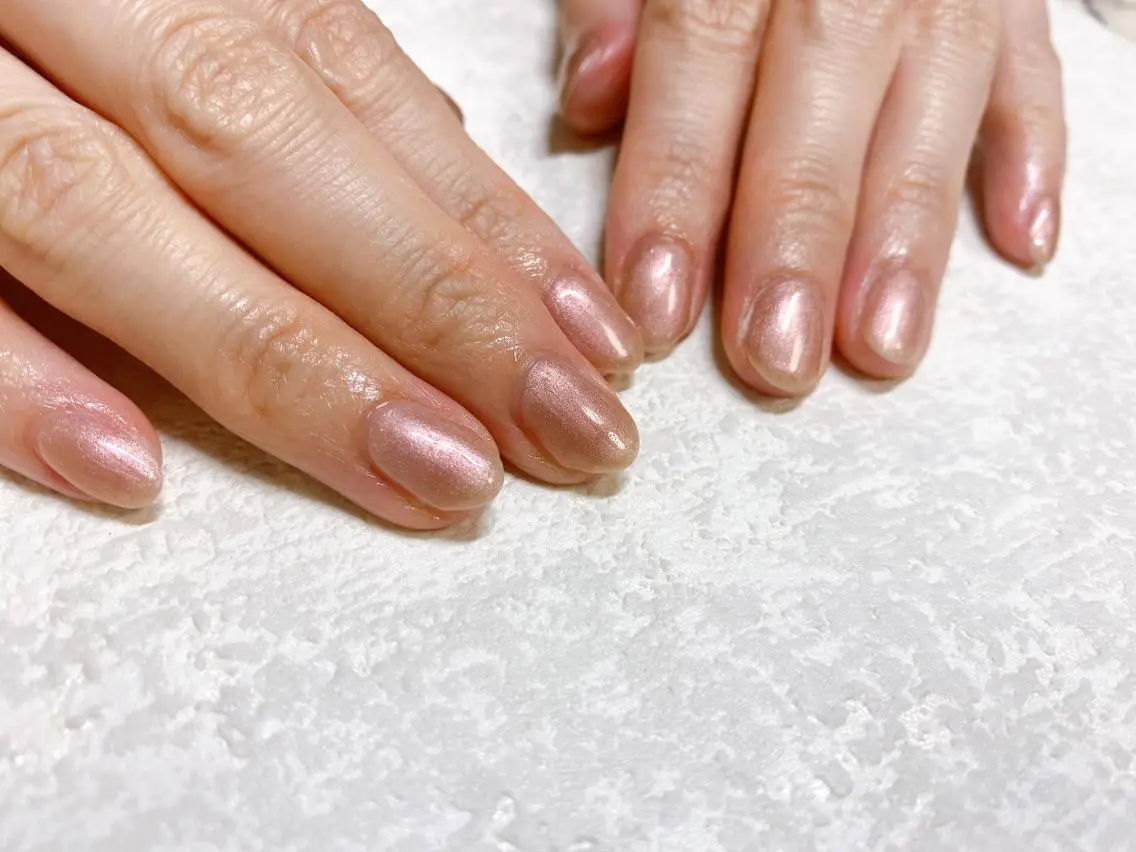 ネイル オーロラネイル フラワーネイル フットネイル フレンチネイル ジェルネイル mogunail &blowのネイルデザイン
