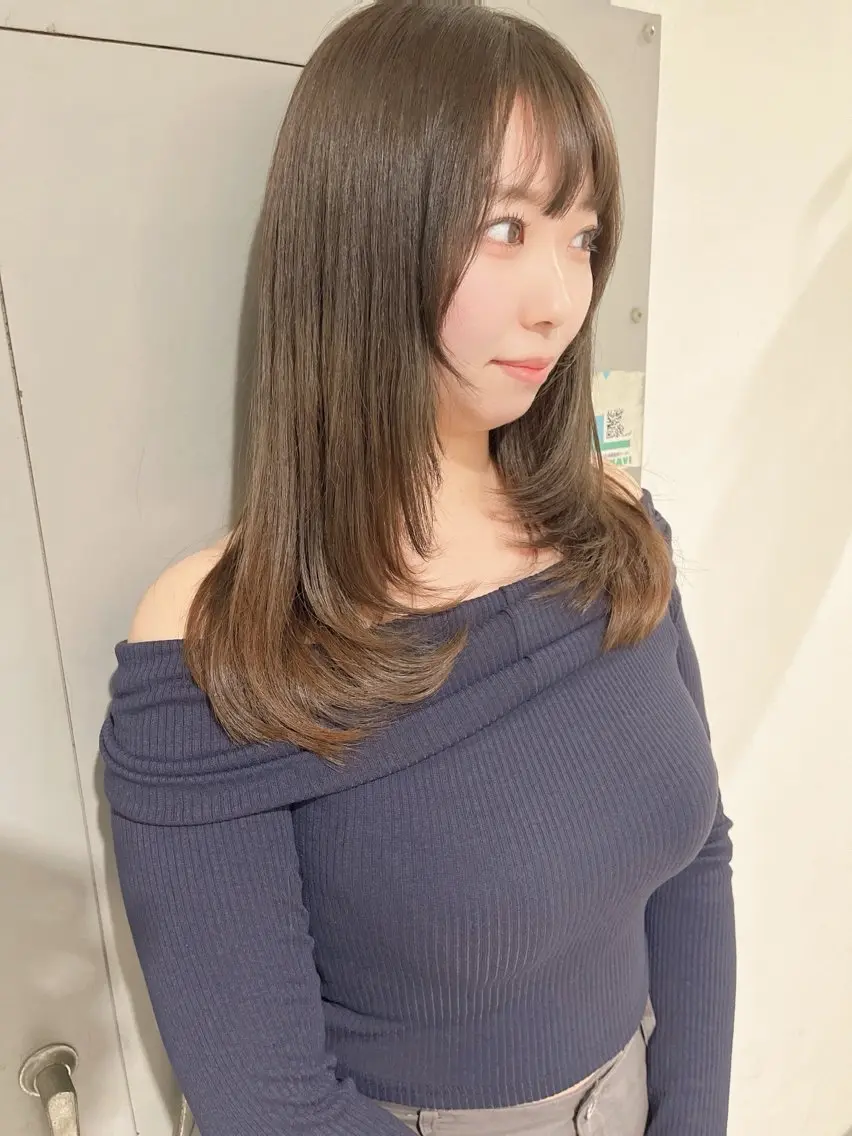 ロング ヘアアレンジ 顔まわりレイヤー レイヤーカット カット トリートメント 学割有り/清楚/韓国 風/レイヤー/拓朗のヘアスタイル