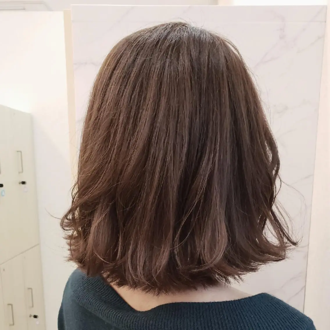 ミディアム カラー ma cherie naoのヘアスタイル