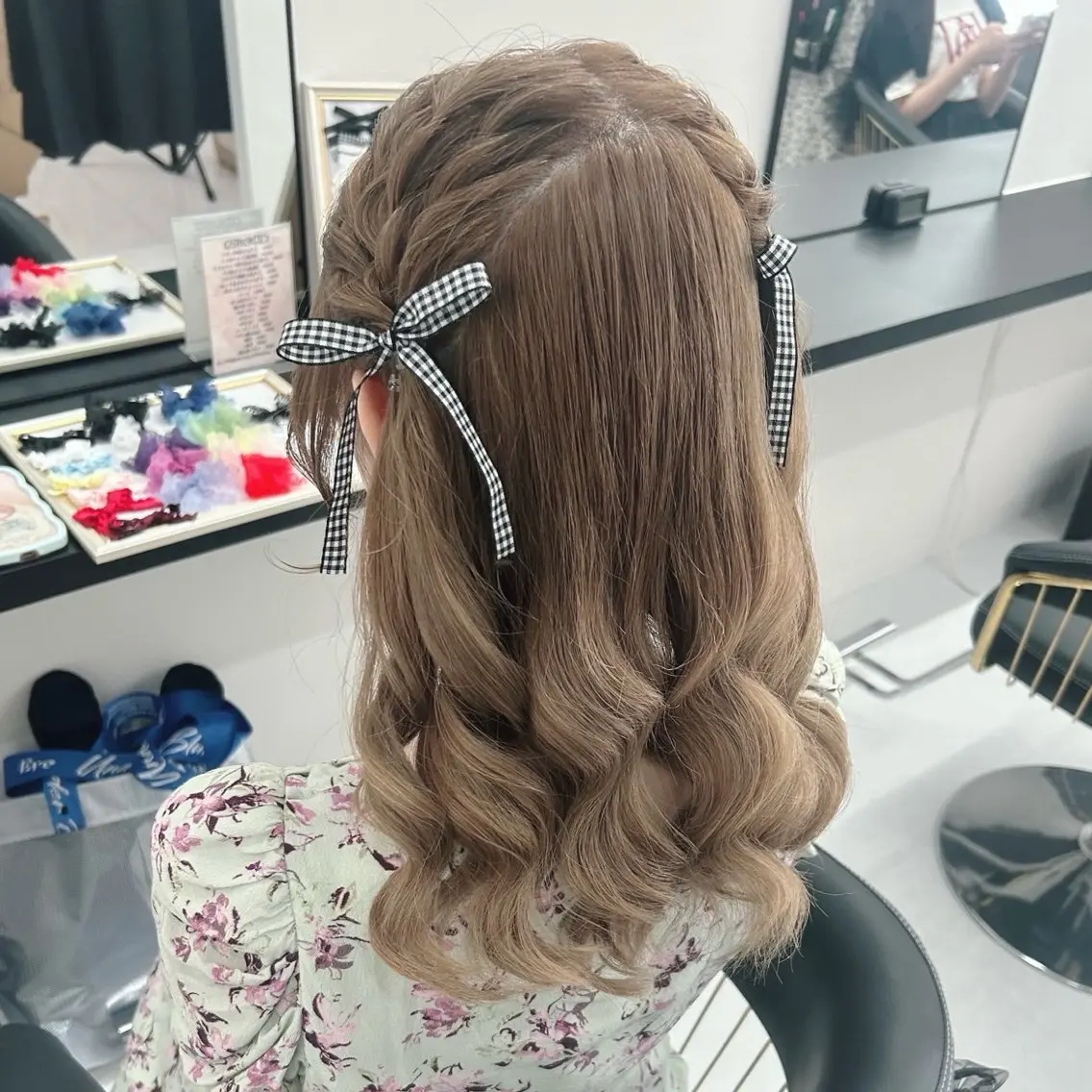 セミロング ヘアアレンジ MILD by17 🤍ゆめか🤍のヘアスタイル