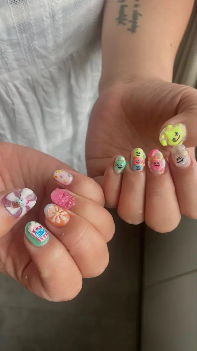 ネイル ハンドネイル M Nailのネイルデザイン
