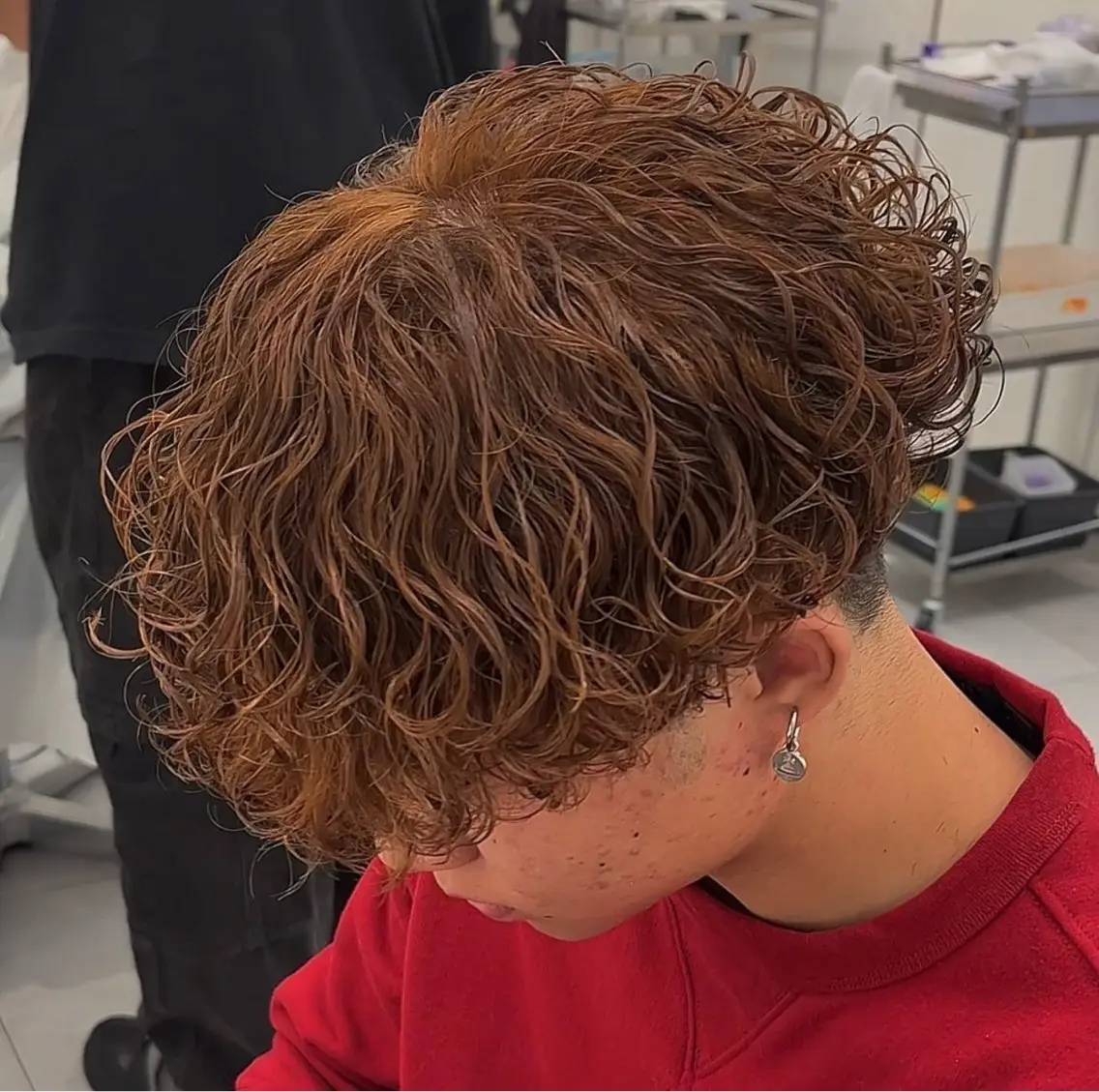 カラー パーマ メンズ メンズパーマ 波巻きパーマ 佐々木 輝のヘアスタイル