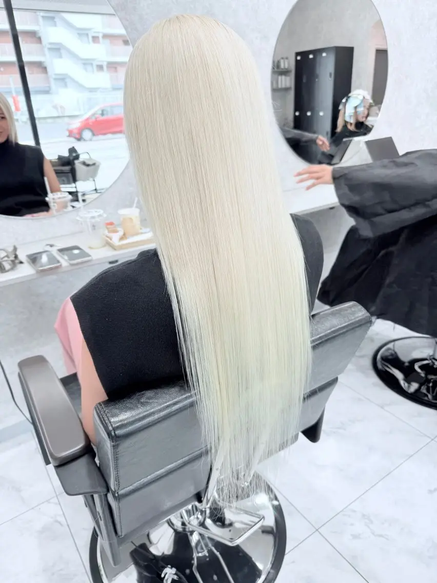 ロング カラー ブリーチ ケアブリーチ デザインカラー ダブルカラー ハイトーンカラー ヘアカラー 🌈派手髪ハイトーン 🌈鈴木亮太🌈のヘアスタイル