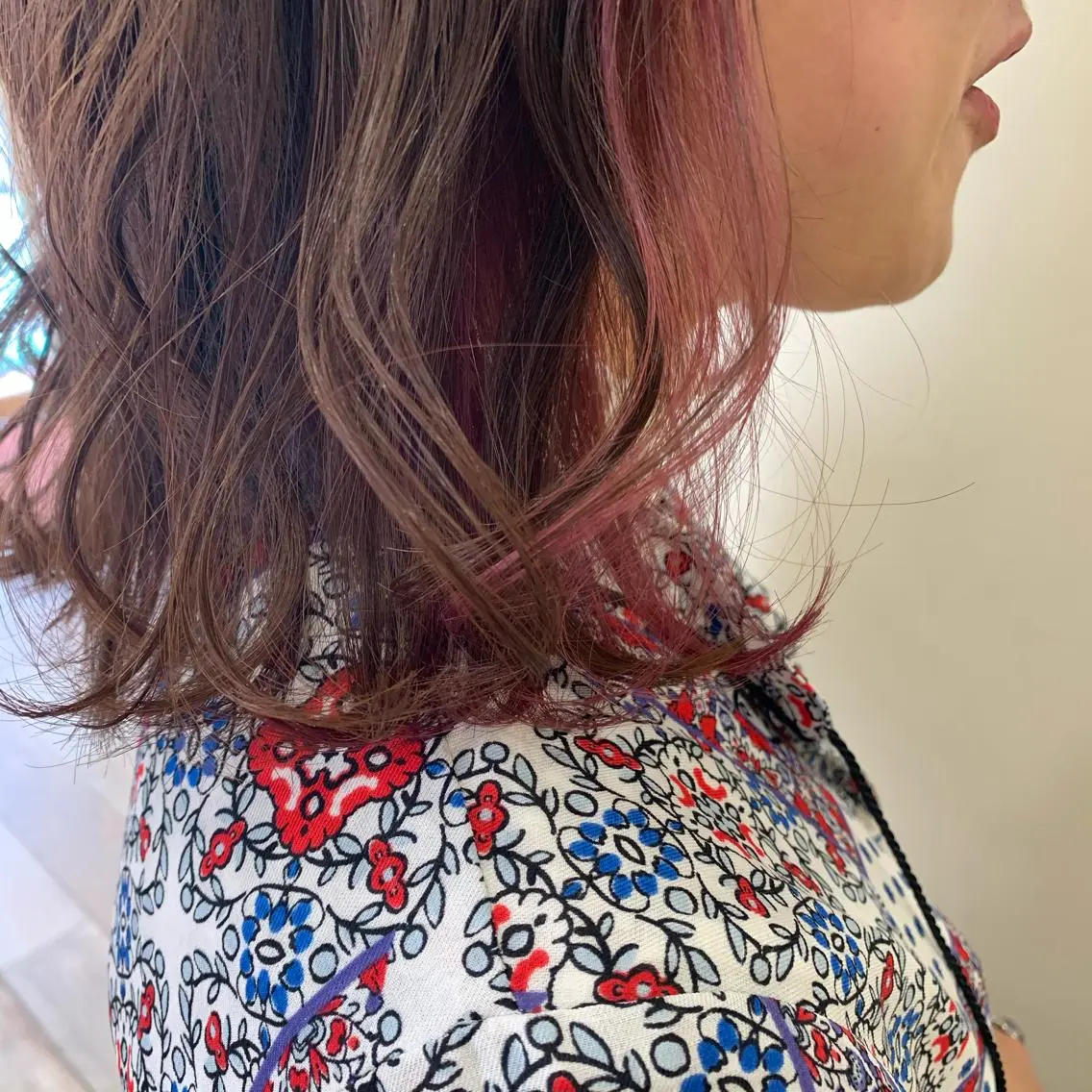ミディアム カラー カット ヘアカラー トリートメント ぱつっとボブ/ 小野あかねのヘアスタイル