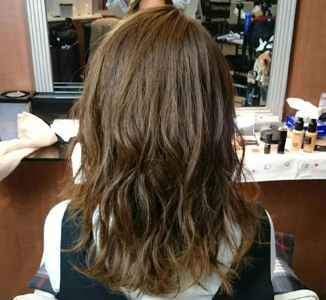 カット＋カラー(リタッチ)＋うるさら4ステップトリートメントの写真