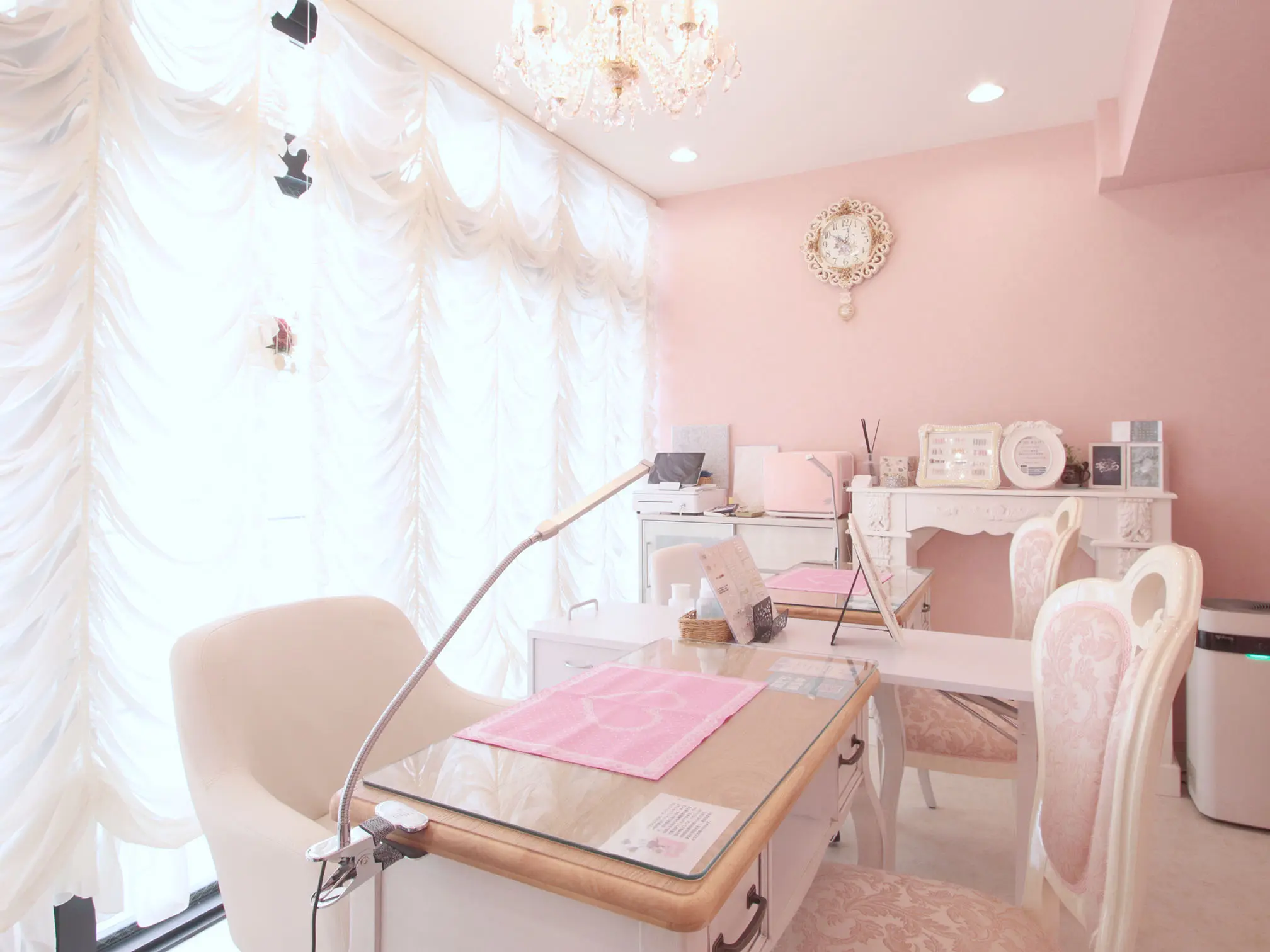 Belle Nailの内観・外観2