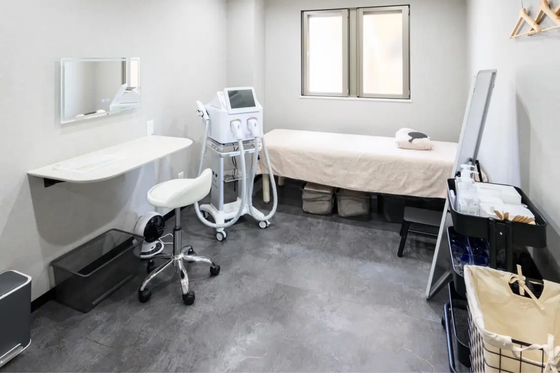 Salon aimの内観・外観2
