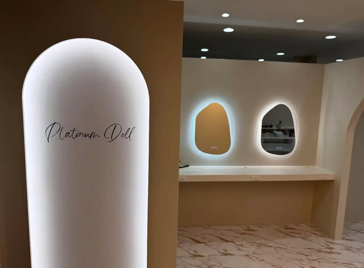 PLATINUM  DOLL南草津店の内観・外観1