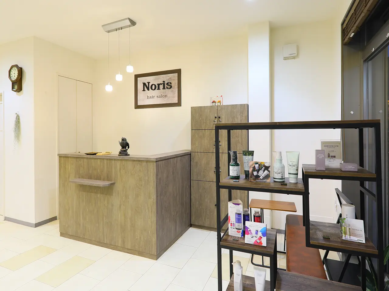 Noris HAIR SALON  幕張の内観・外観2