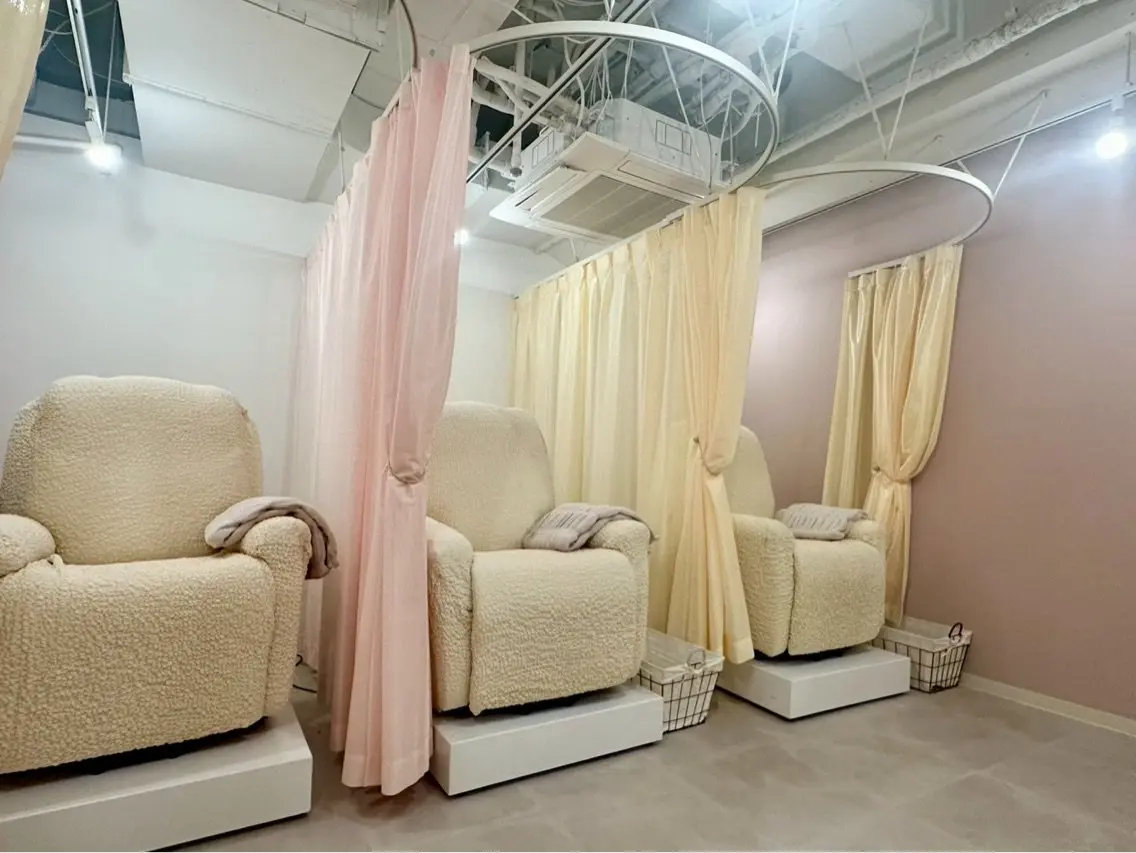 lash&brow i eye...天王寺店の内観・外観2