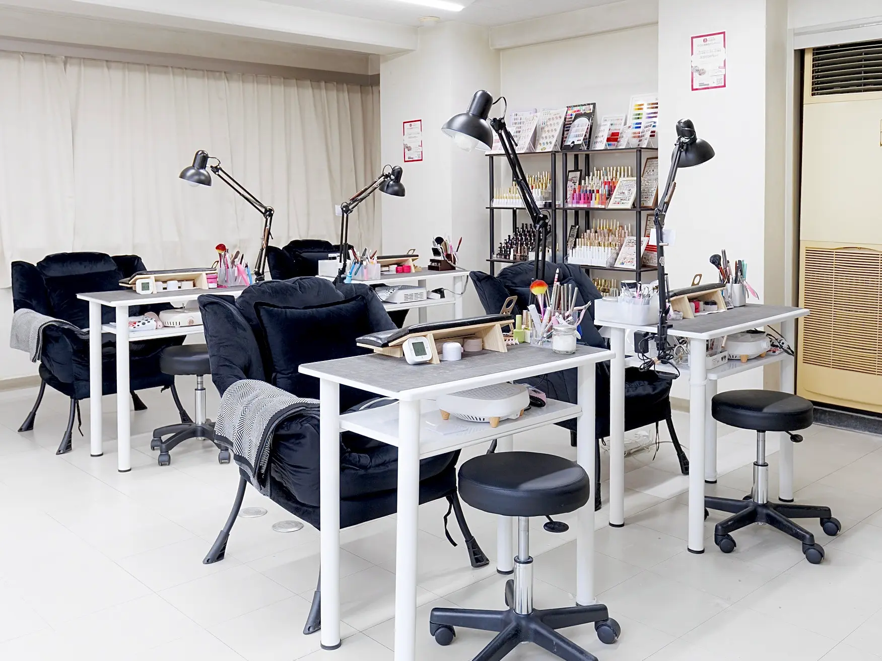 Rola kira nail salonの内観・外観1