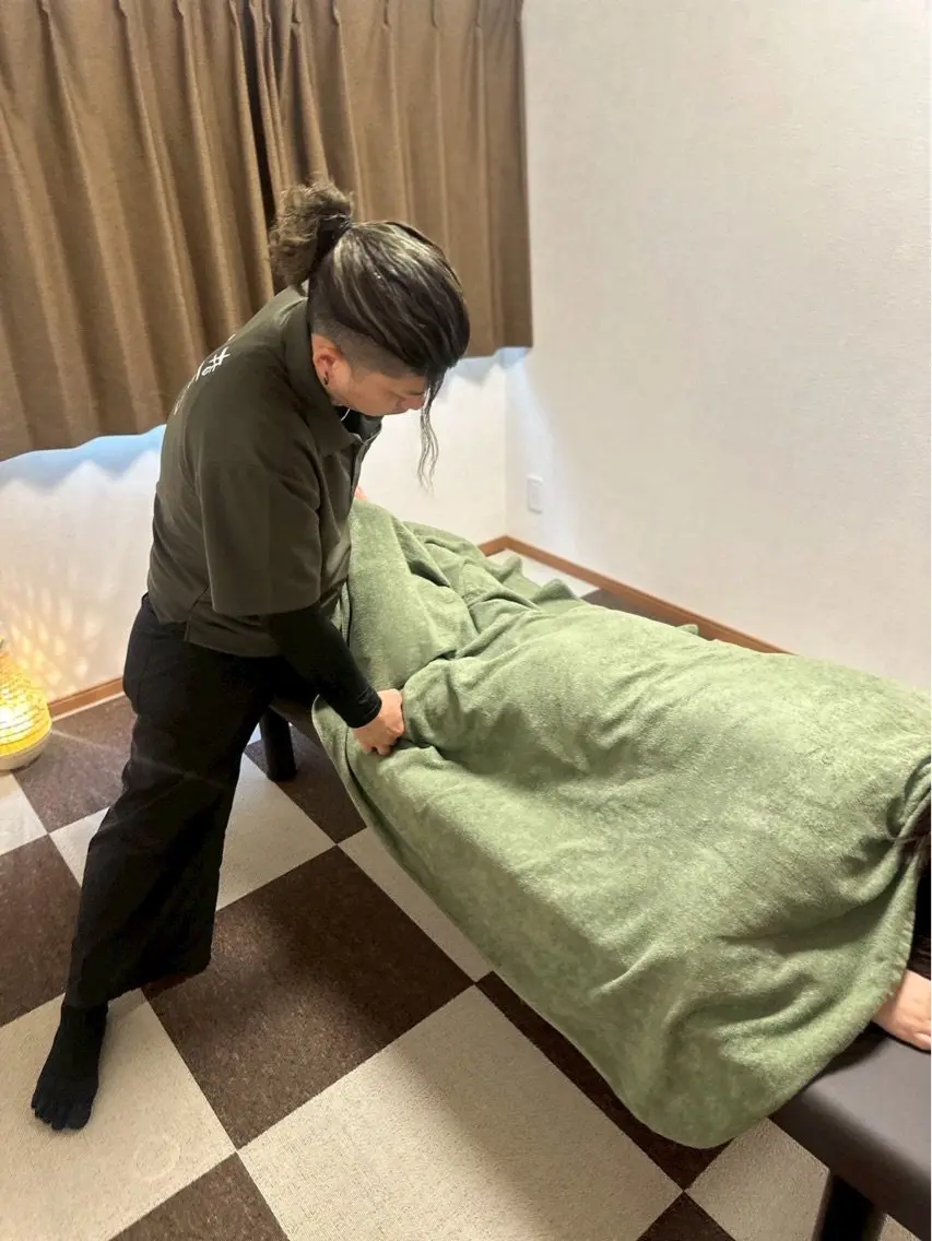 ほぐし屋　はとの手の内観・外観2
