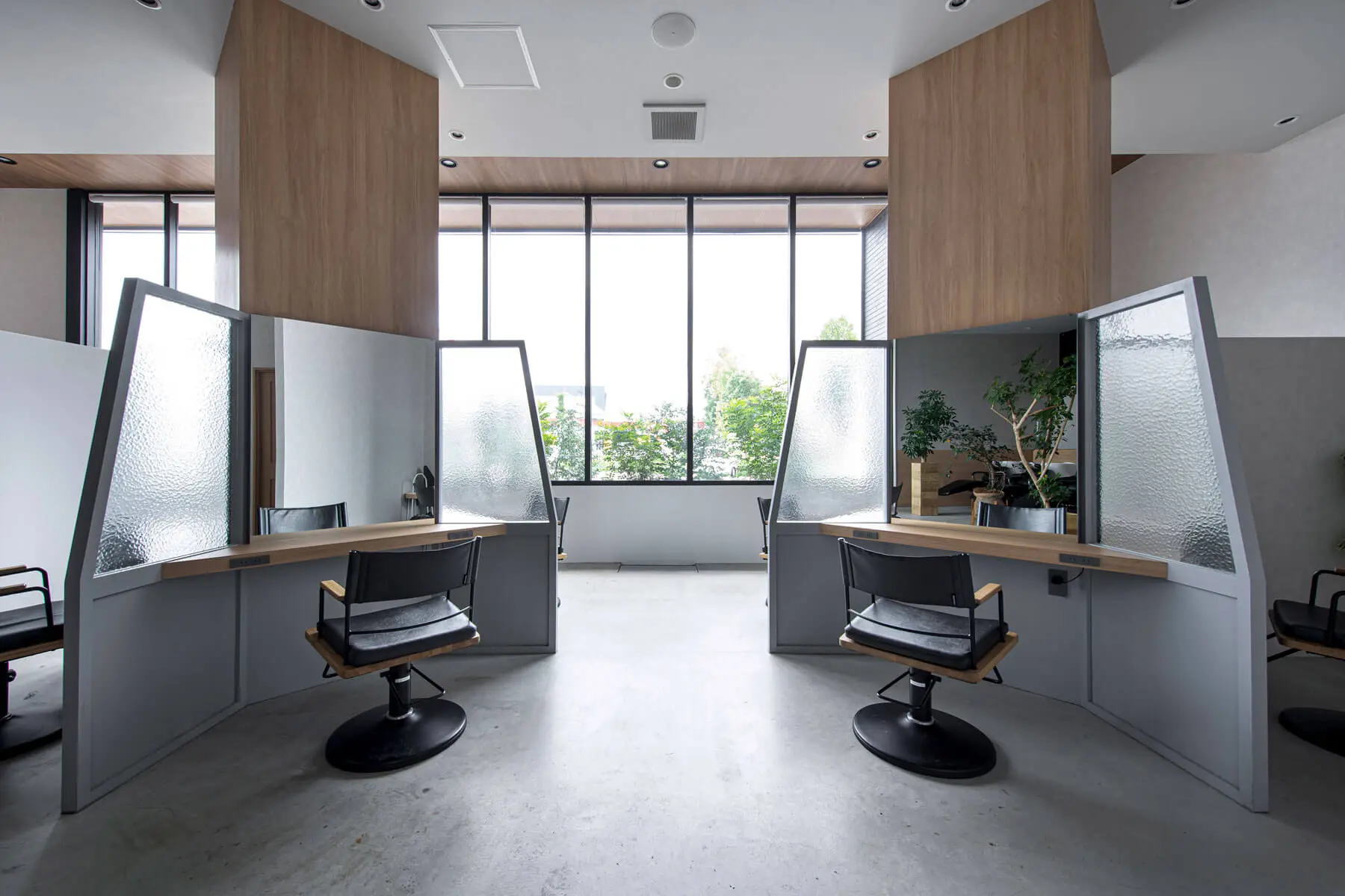 EARTH coiffure beaute 笛吹店の内観・外観2