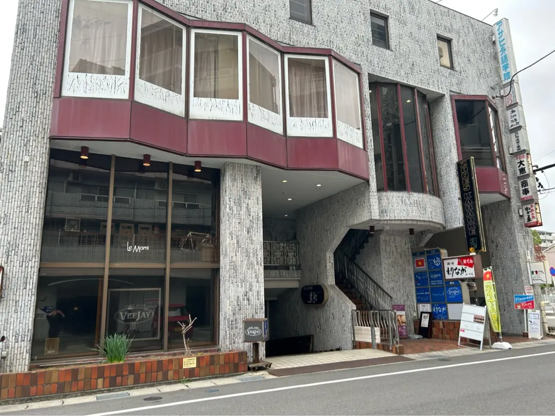 eye mor.四日市店の内観・外観1