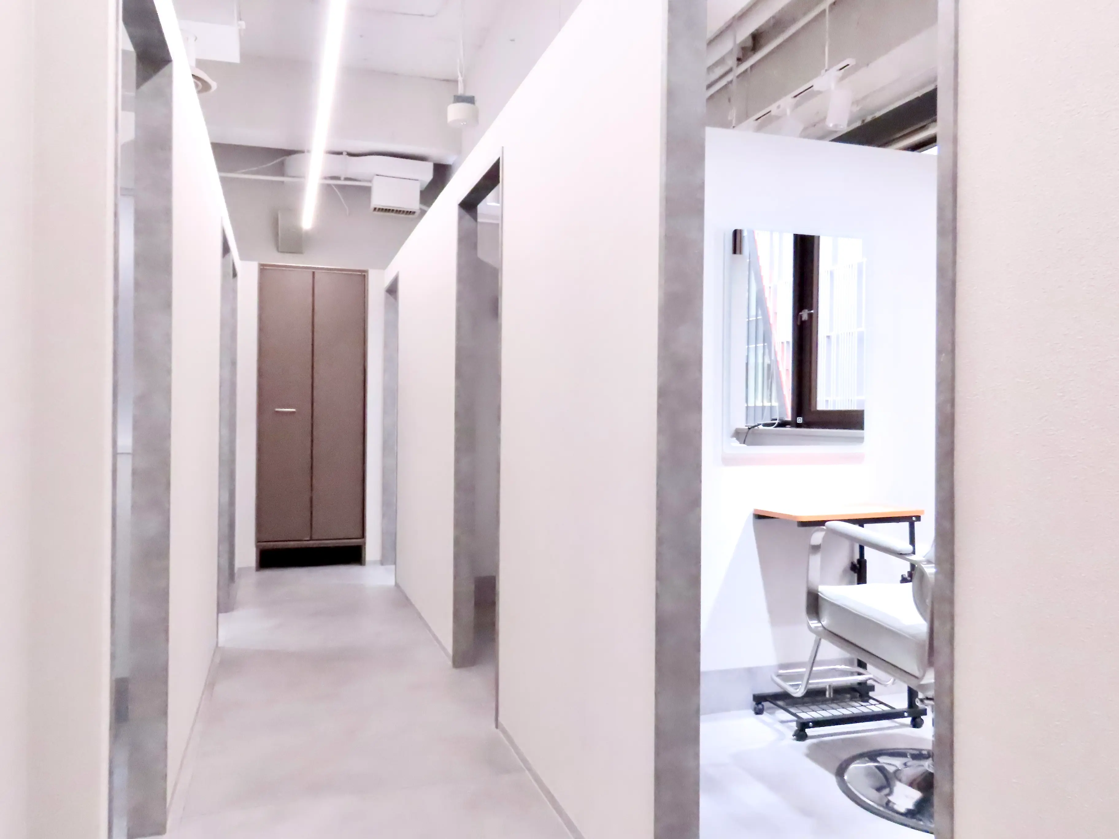 髪質改善 個室サロン Atras.salon (アトラス)札幌大通り 美容室の内観・外観1