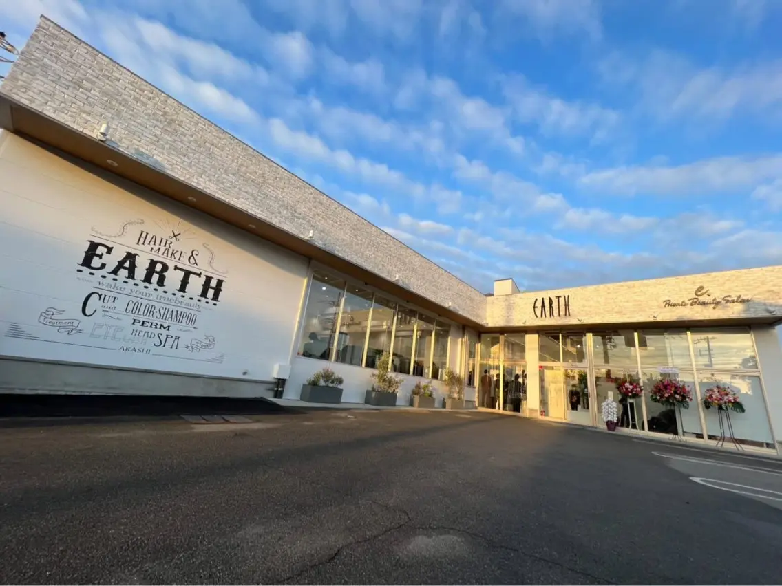 EARTH明石店の内観・外観1