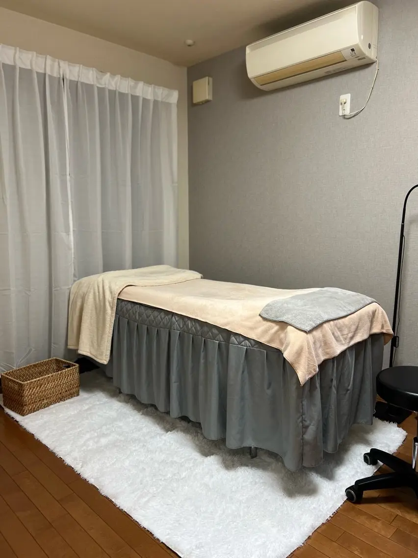 eyelashsalon CREAの内観・外観1