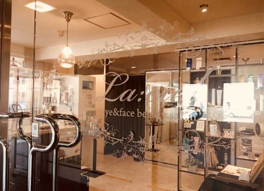Laciel大橋店の内観・外観2
