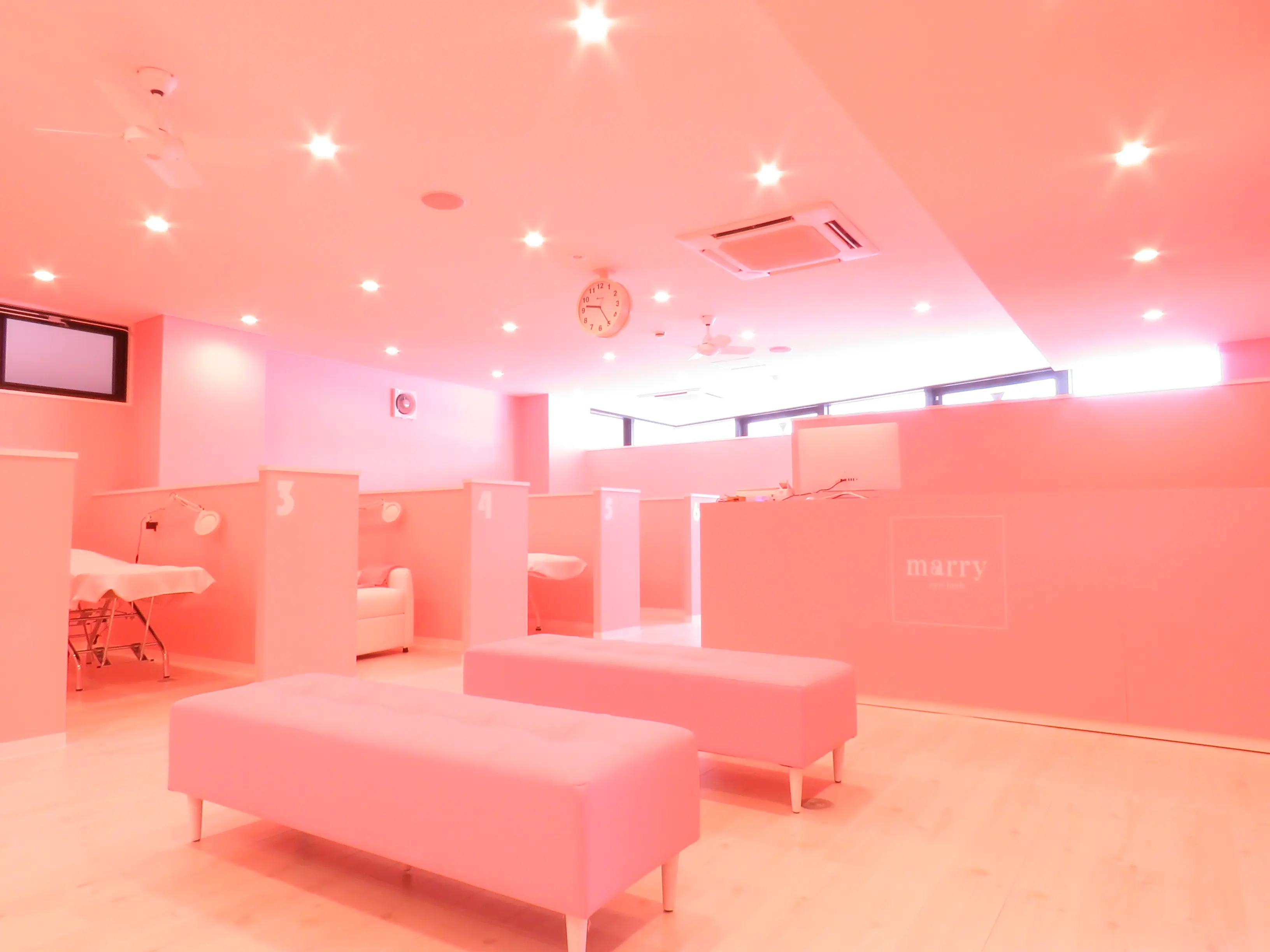 マリー八王子店の内観・外観1
