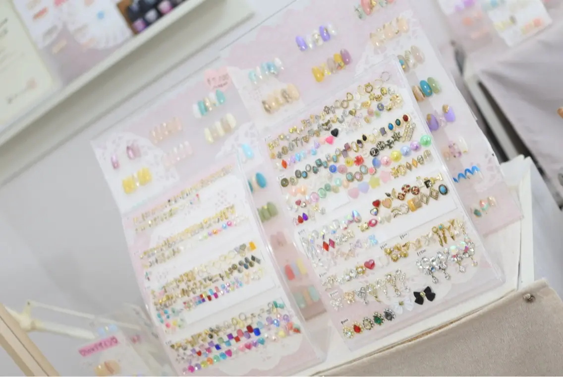 nailsalon-amourの内観・外観2