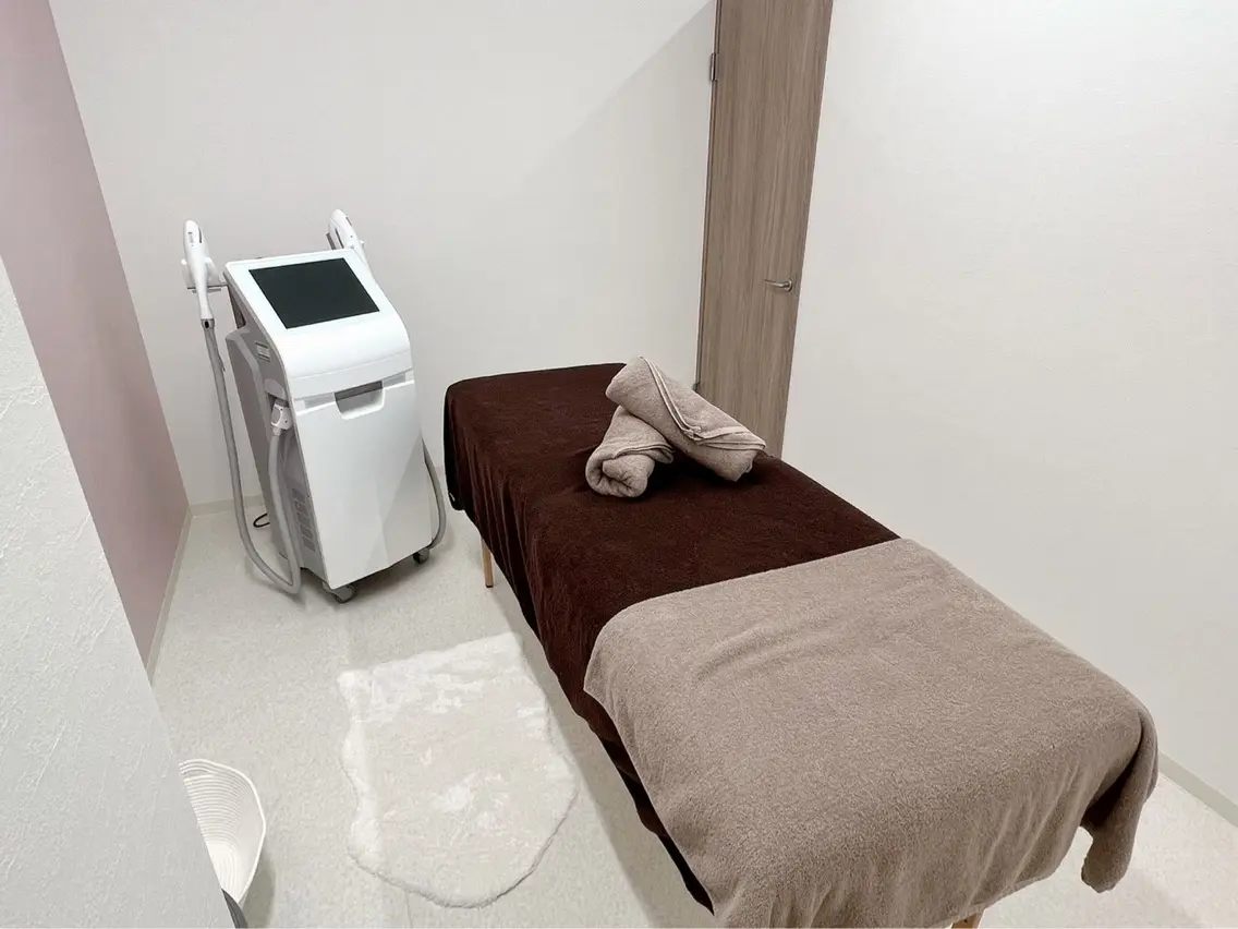 Beauty  Salon EMILUCAの内観・外観3
