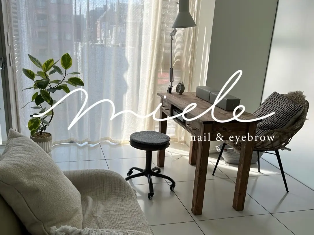 miele【ミエレ】nail & eyebrowの内観・外観1