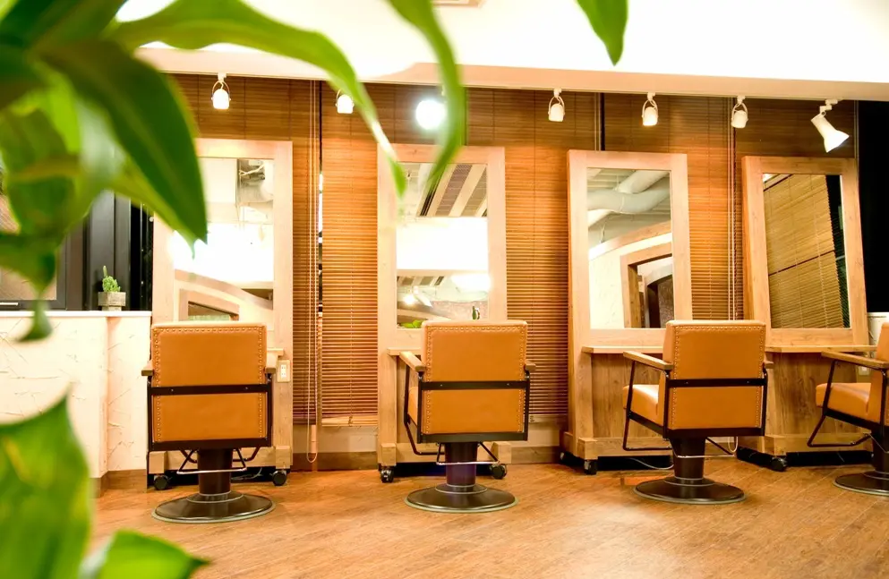 sulir hair and  nail designの内観・外観3