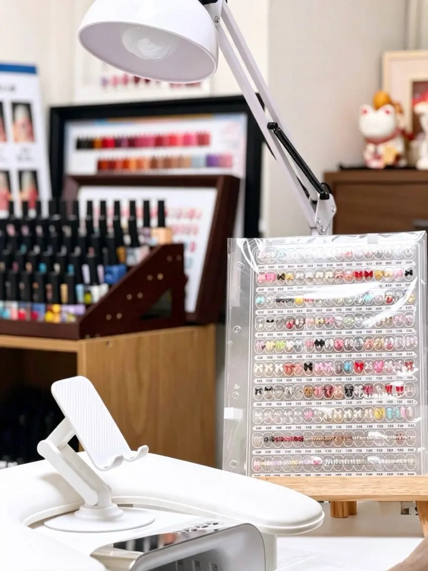 Lady JJ Nail つくばの内観・外観1