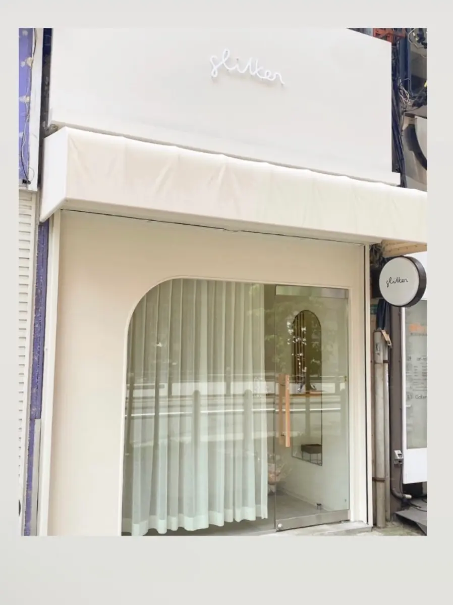 glitter 池袋店の内観・外観1