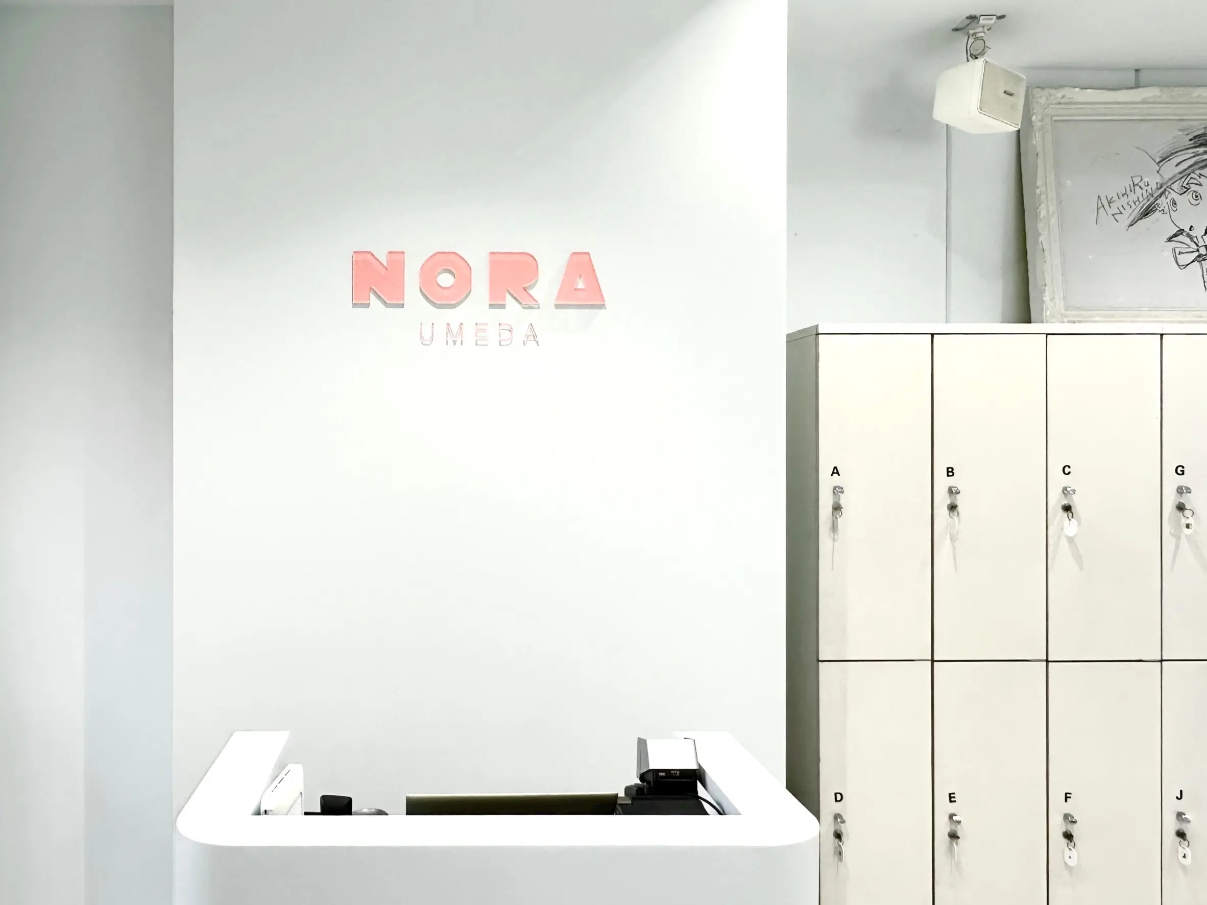 NORA nail UMEDAの内観・外観1