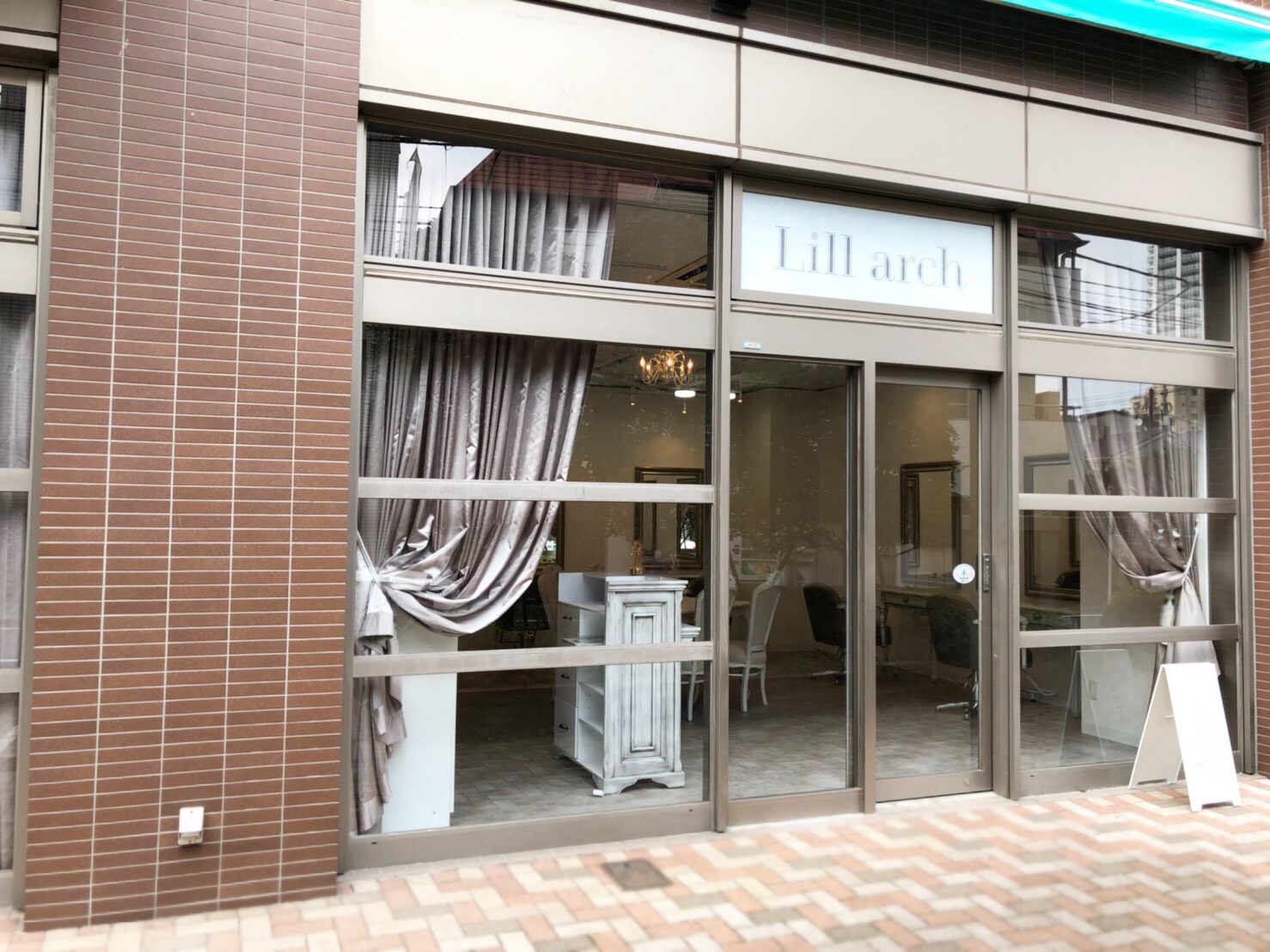 Lillarchの内観・外観1