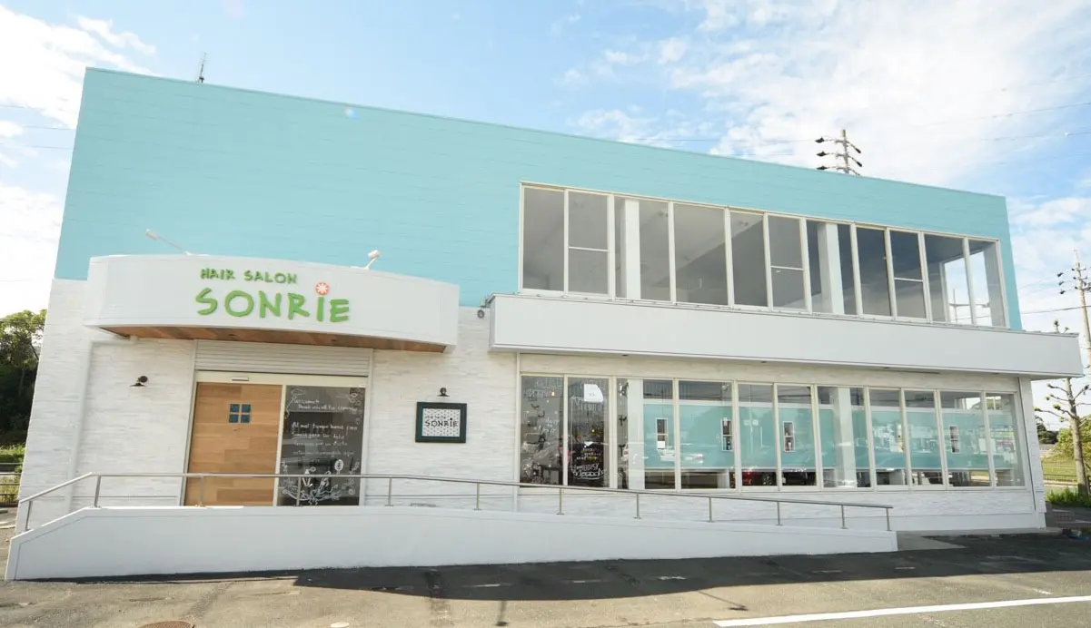SONRiE 青竹店の内観・外観1