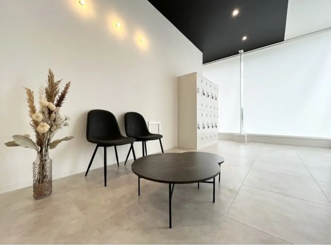 Agu hair leet釧路愛国店の内観・外観3