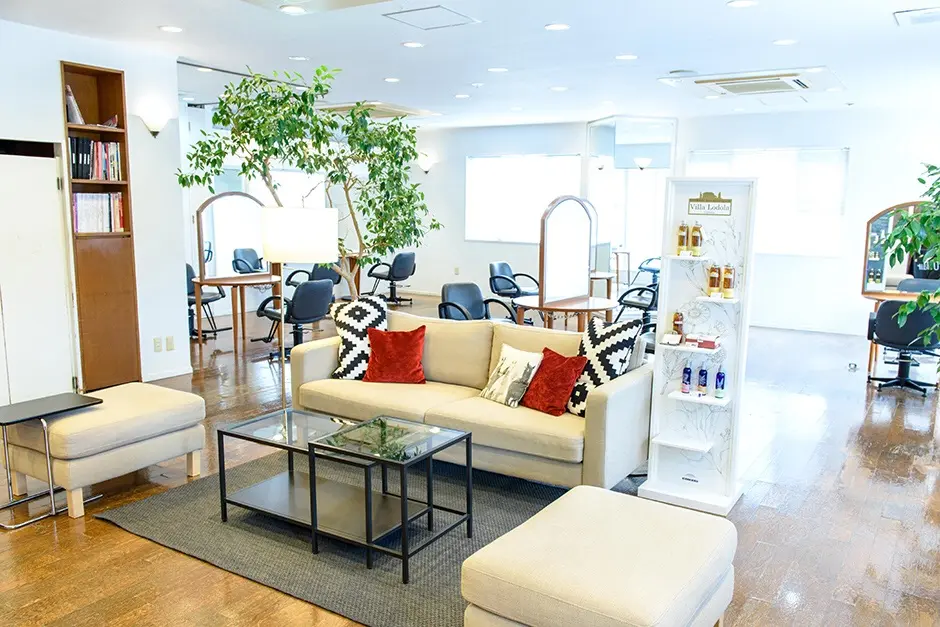 Uhair  香久山店の内観・外観3