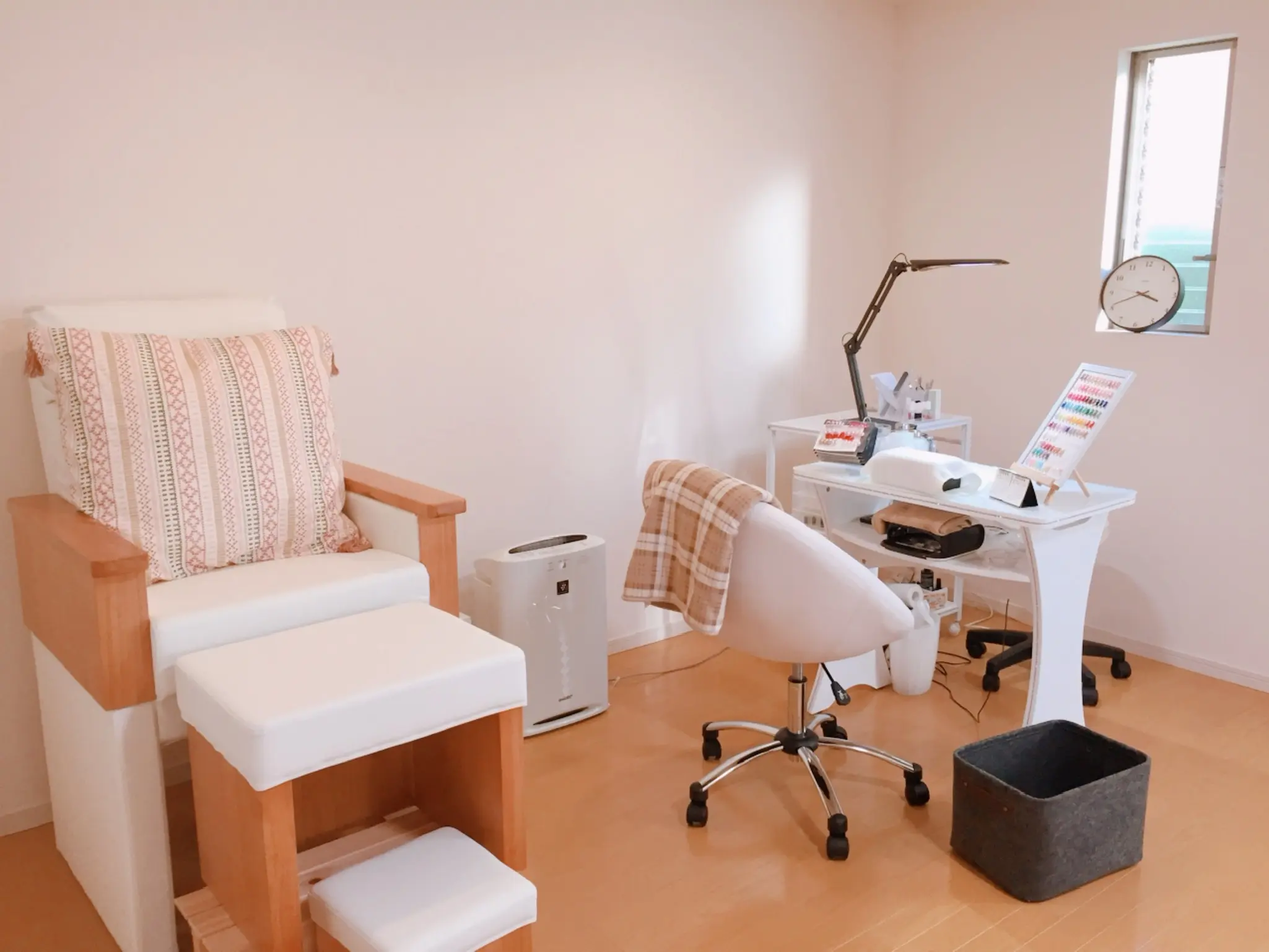 akaringo nailの内観・外観1