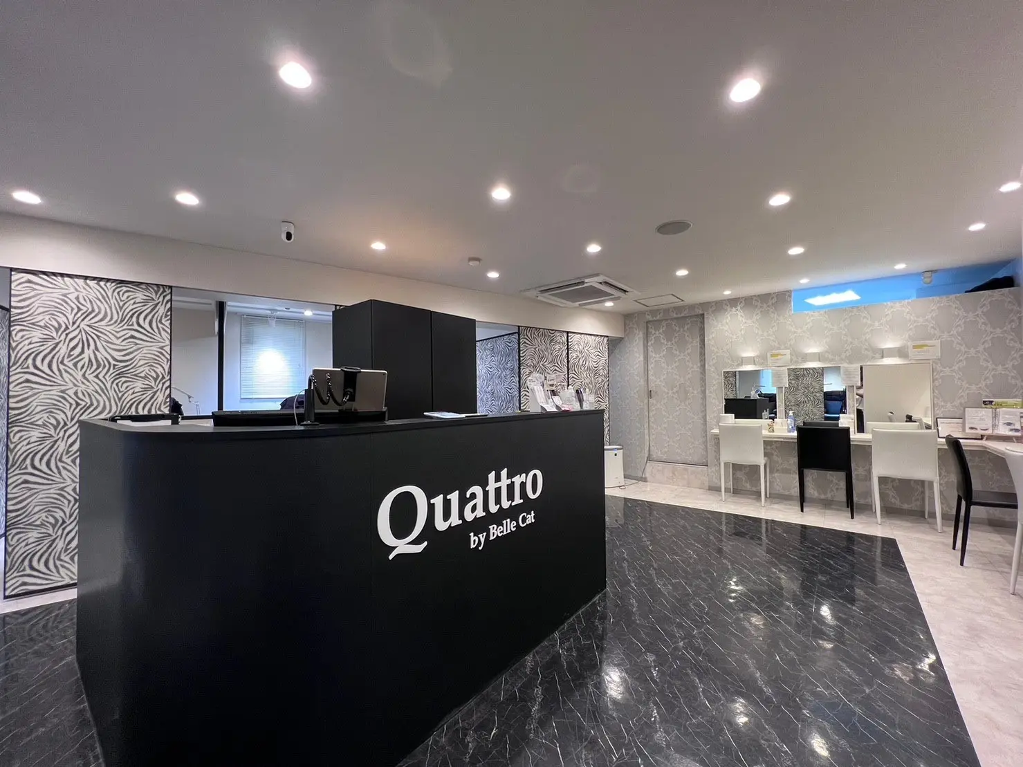 Quattro BelleCat 【クワトロベルキャット】の内観・外観1
