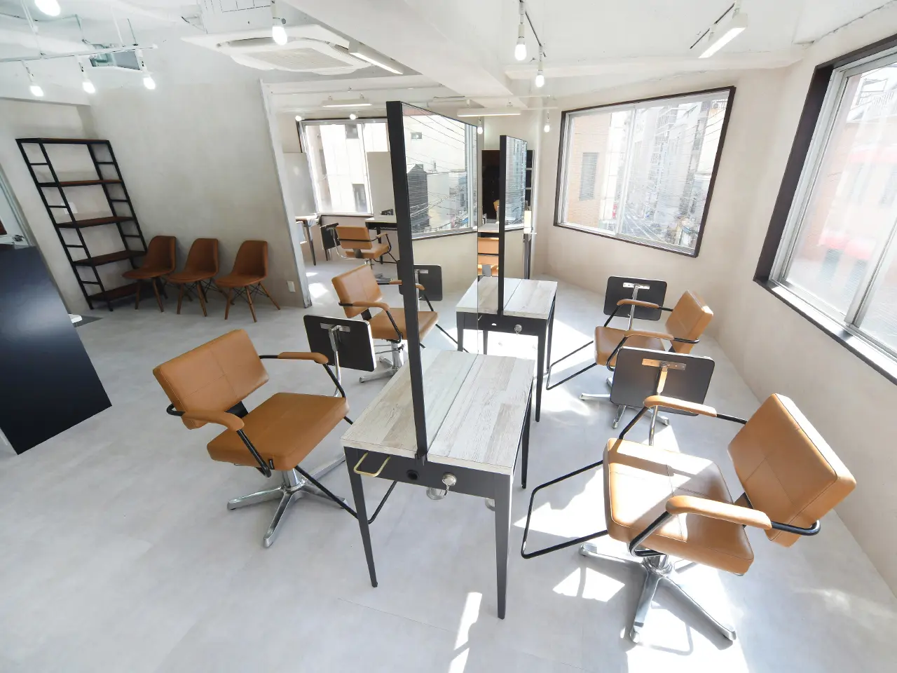 アジールヘアー東上野店の内観・外観1